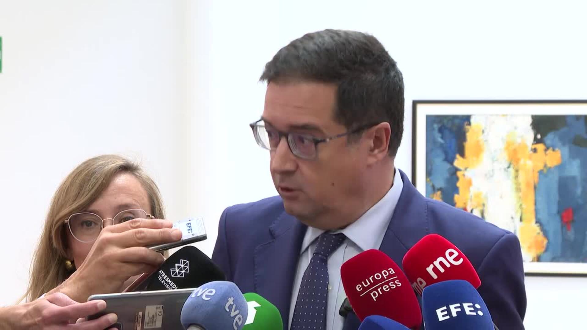 López tilda de &quot;salvajada&quot; las palabras de Ayuso sobre aborto: &quot;Las mujeres dirán que se vaya&quot;