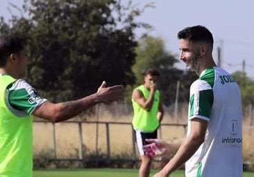 Albarrán vuelve a entrenar mirando a un partido clave con la Cultural Leonesa