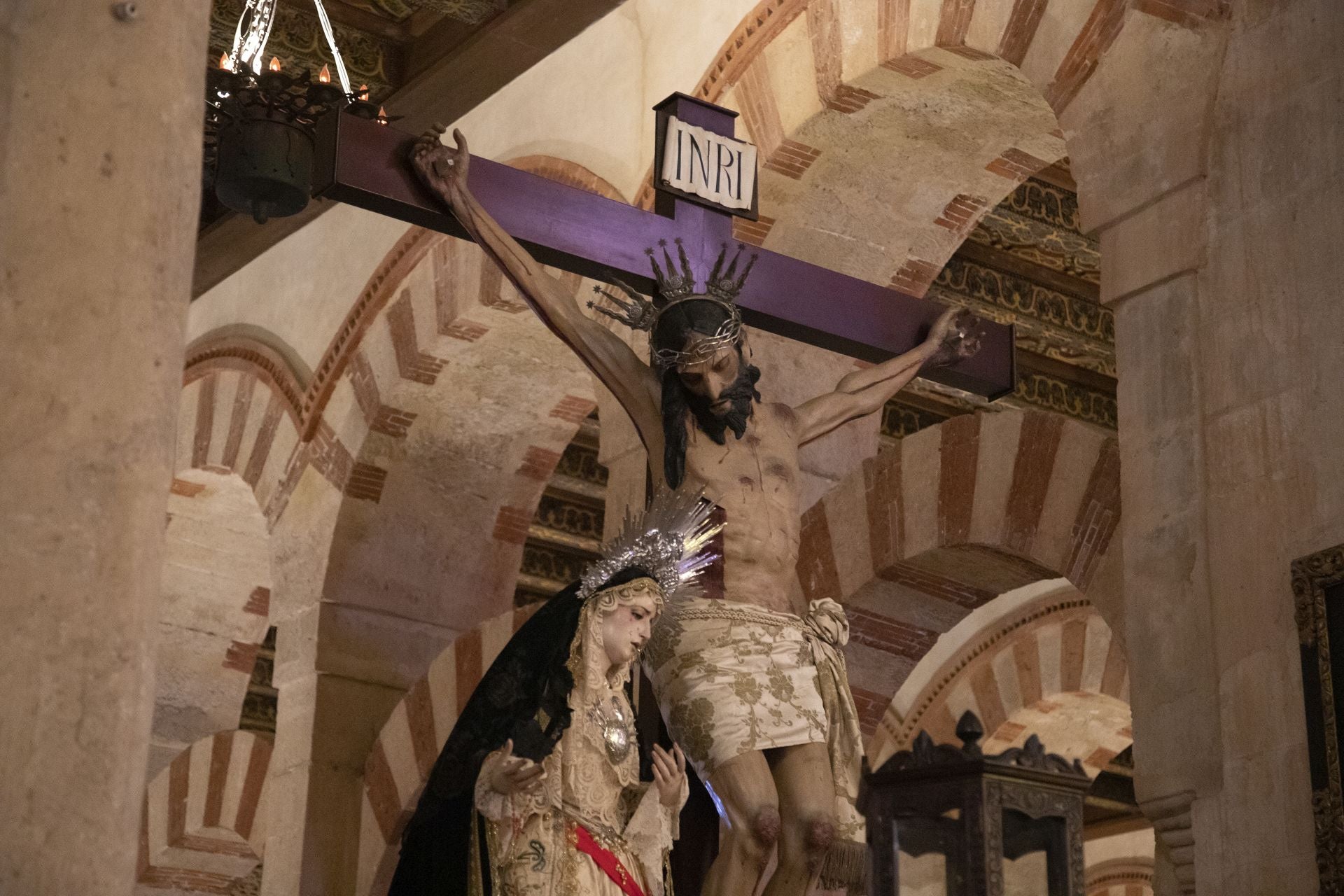 Las cofradías de la provincia siguen llegando para el Vía Crucis Magno de Córdoba, en imágenes
