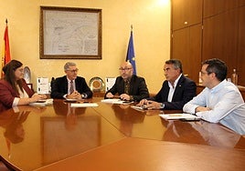 La Confederación del Segura y la Junta revisan los expedientes de regadíos pendientes en Albacete con cargo a los regadíos sociales