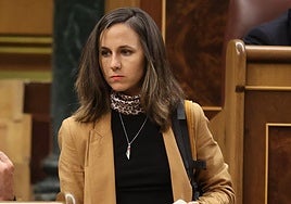 El embargo de armas en Podemos: «Si no hacemos esto, no salimos en ningún lado»