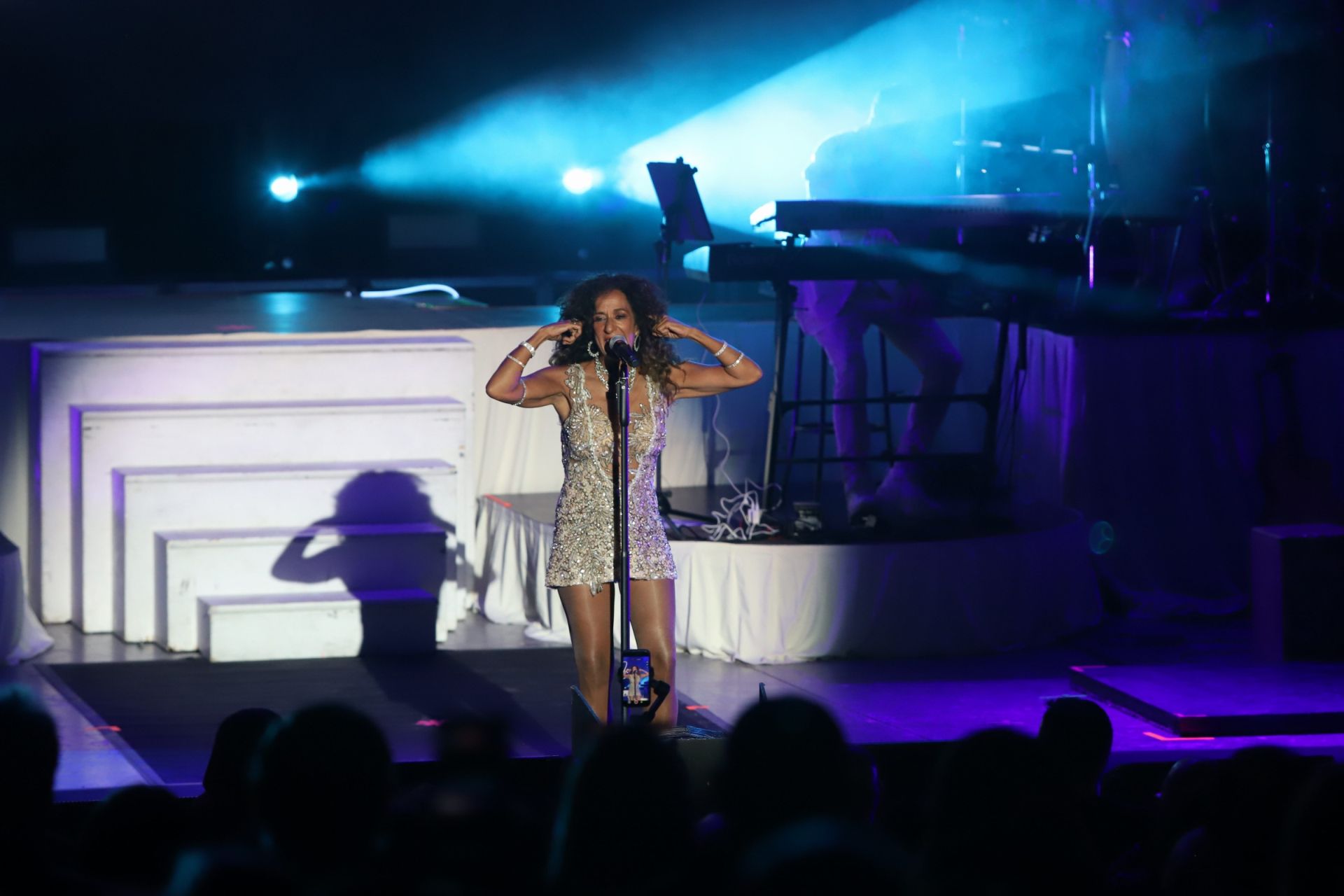 El vendaval de Rosario Flores en Córdoba, en imágenes