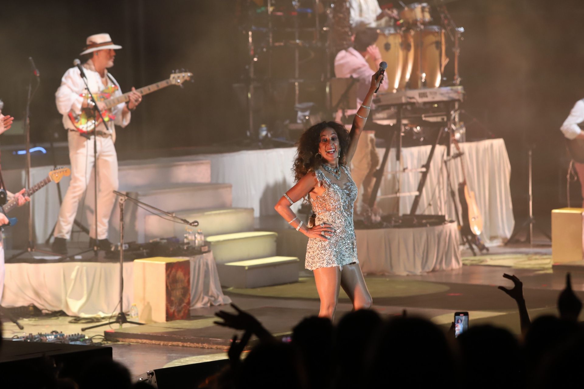 El vendaval de Rosario Flores en Córdoba, en imágenes