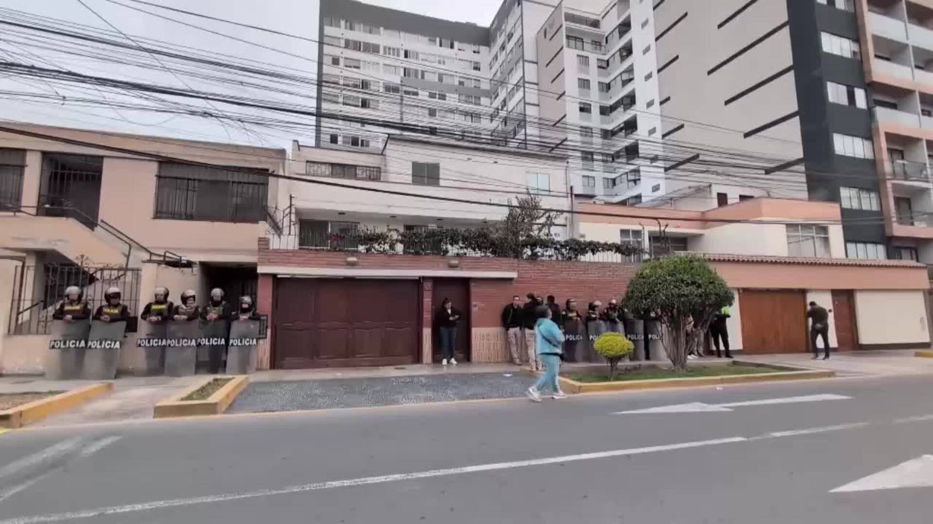 Boluarte ratifica que no piensa buscar asilo y dice que no es responsable de delitos