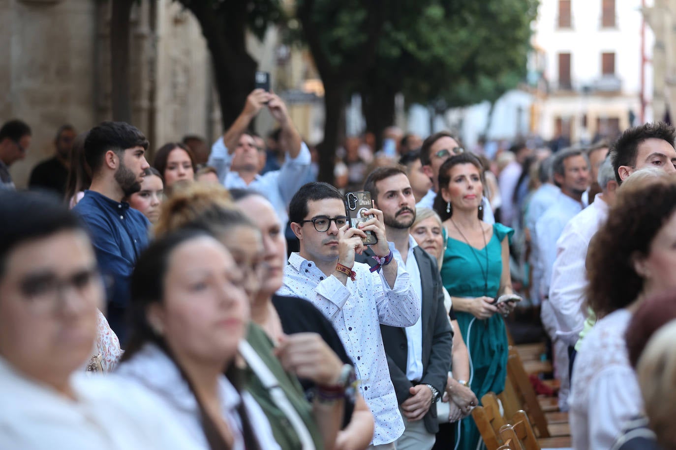 Las mejores imágenes del Vía Crucis Magno de Córdoba