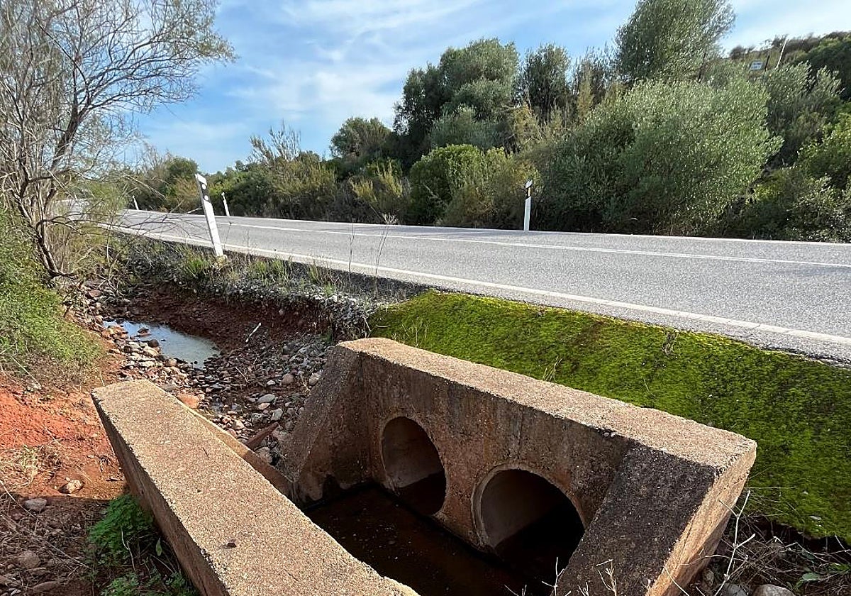 Un paso subterráneo en la carretera A-431 de Córdoba a Palma del Río