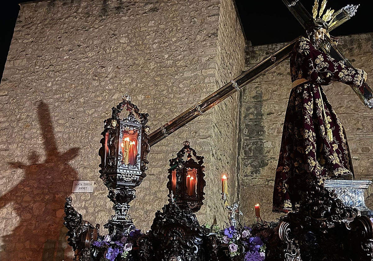 Jesús Nazareno, a su paso por Santa Teresa Jornet, en el Vía Crucis Magno