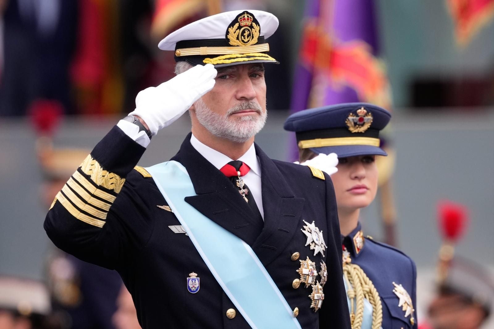 Rey y Princesa, padre e hija, en uno de los momentos protocolarios del desfile nacional de este 12 de Octubre