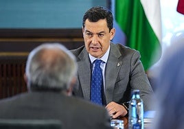 Juanma Moreno optará por un consejero de Salud con «vis política» para resolver los cribados fallidos del cáncer de mama