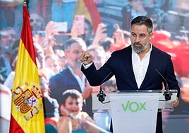 Abascal acusa a Sánchez de «intentar secuestrar a la Corona» tras no felicitar el premio Nobel a María Corina Machado