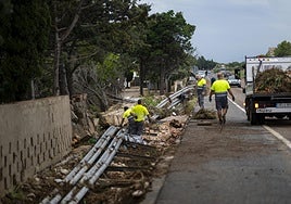 El impacto de Alice mantiene cortadas dos carreteras en Tarragona y el servicio de Euromed