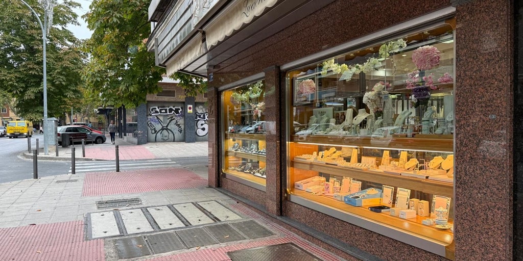 Un intento de robo en una joyería revive el temor a los butrones en el barrio de Santa Teresa de Toledo