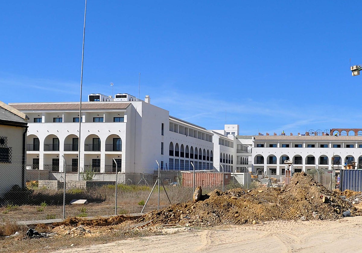 Imagen de uno de los hoteles que se construyen en Costa Ballena