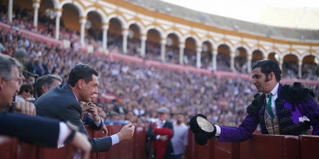 El diputado socialista y mano derecha de Cerdán, Juan Francisco Serrano, borra un tuit con un bulo sobre Juanma Moreno