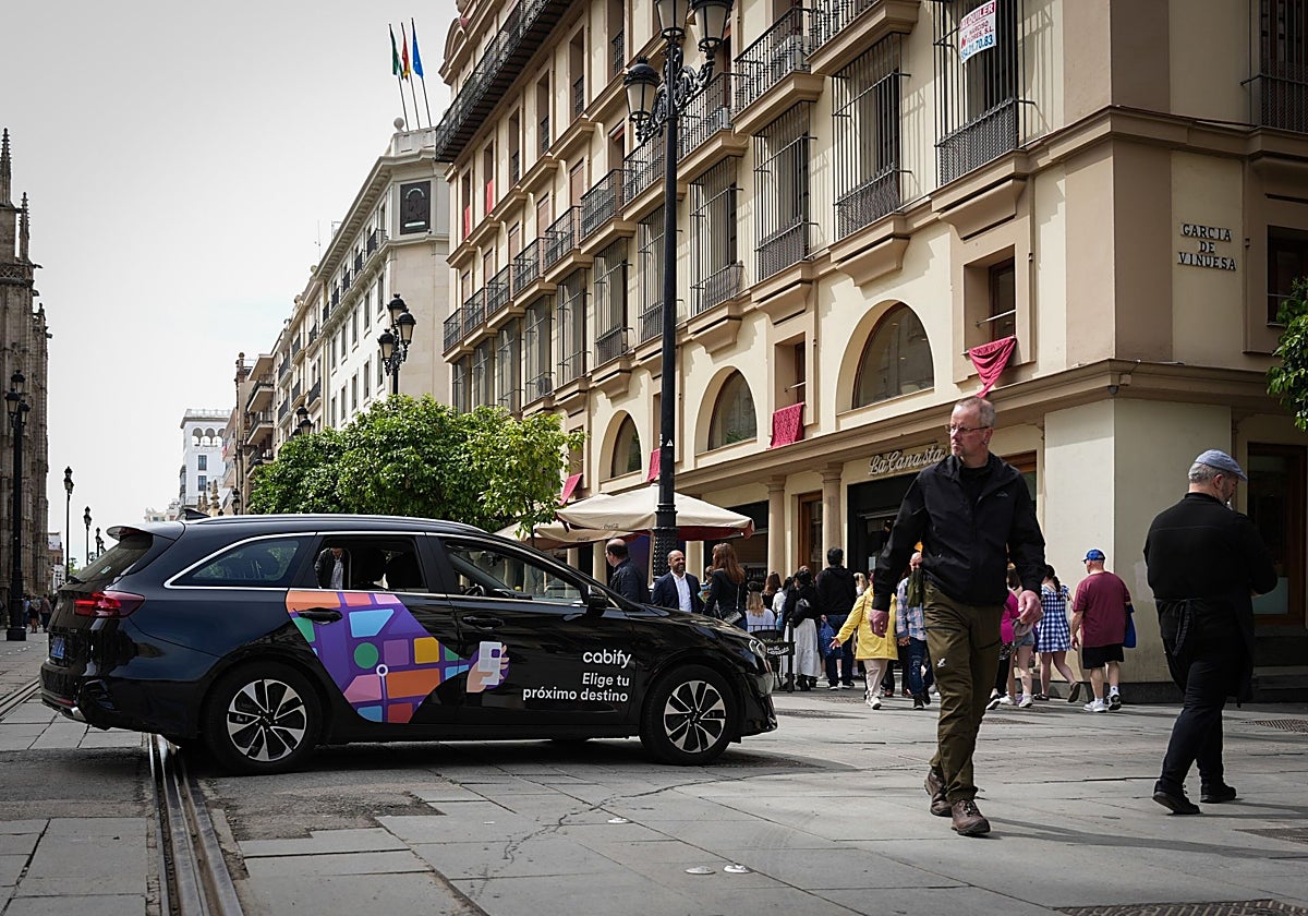 La Junta explica el freno a las VTC: la demanda «está cubierta» y es un problema «de salud pública»