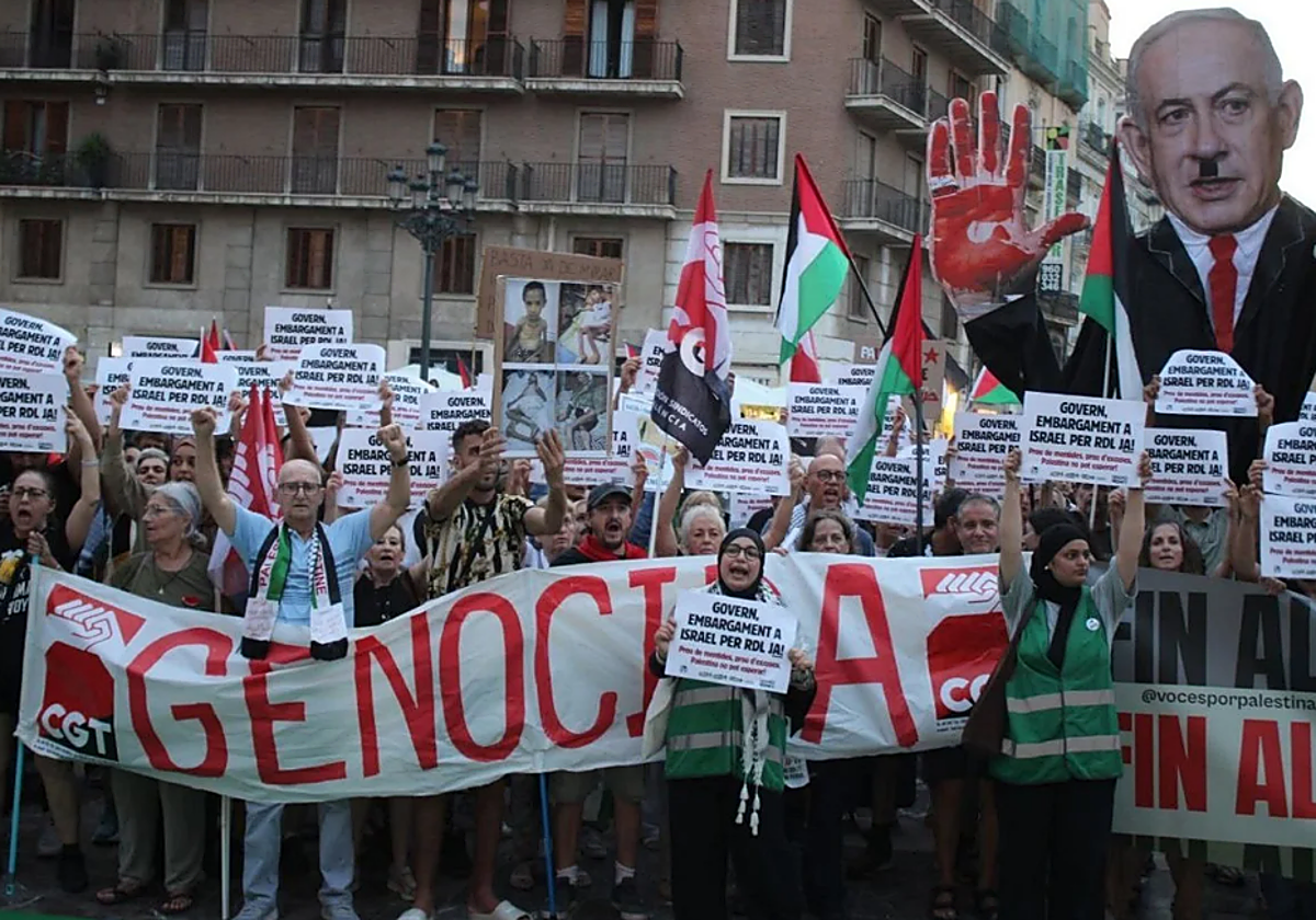 Servicios mínimos por la huelga general en Cataluña hoy, miércoles 15 de octubre, en educación, transporte público y sanidad