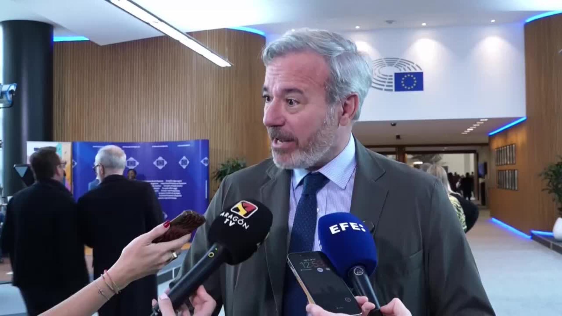 Azcón reclama al Gobierno un mayor apoyo inversor para impulsar la economía digital