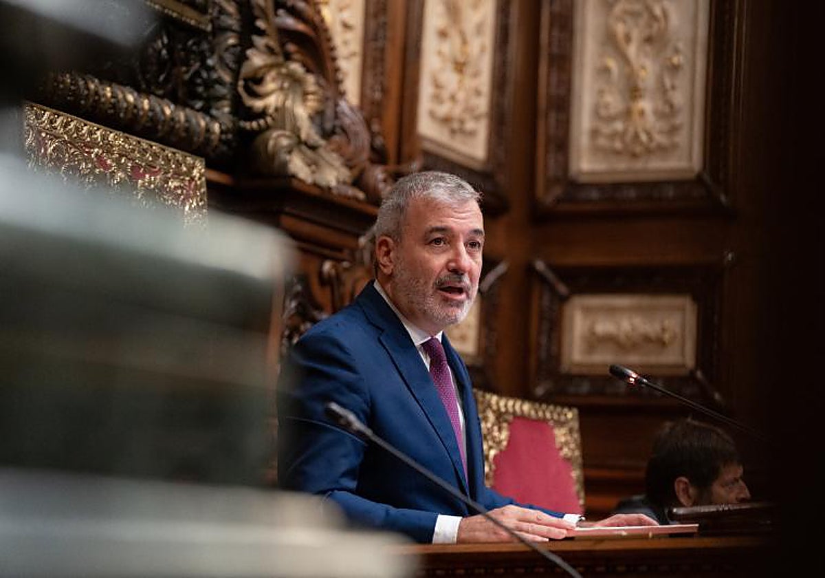 Jaume Collboni, presidiendo el pleno municipal