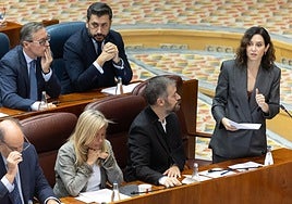 El PP de Ayuso alerta de la «revolución sanchevique» y acusa al Gobierno de «mentir, mentir y mentir»