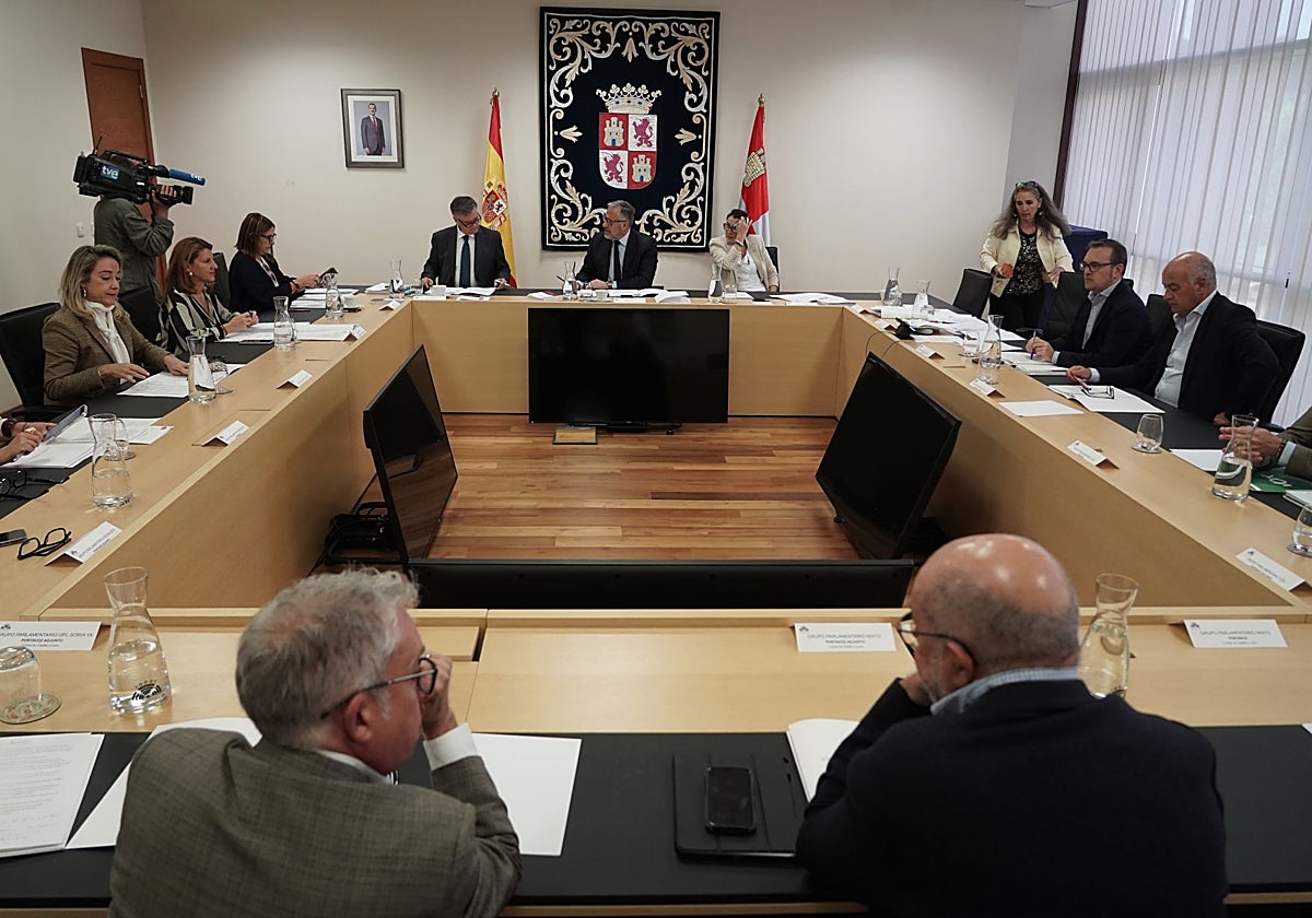 Reunión de la Junta de Portavoces en las Cortes de Castilla y León