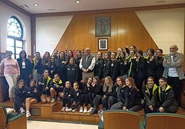 El Ayuntamiento de Mora viste al equipo Dance Center para el Campeonato de Europa de Danza