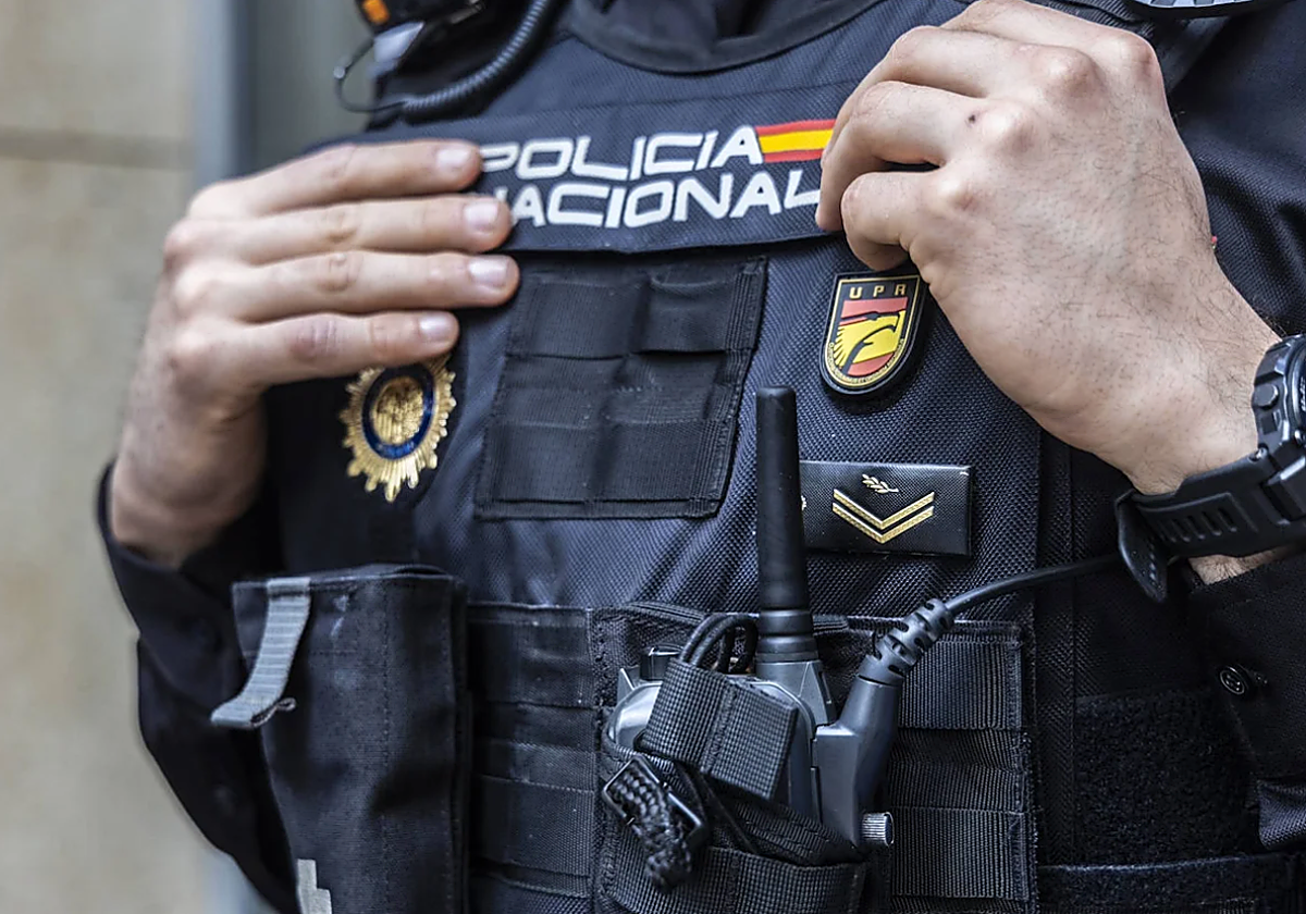 Imagen de archivo de un agente de la Policía Nacional