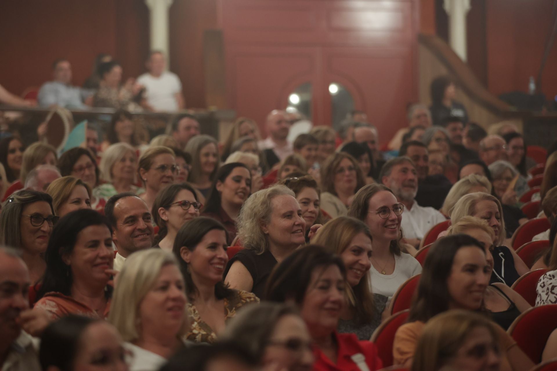 Las mejores imágenes de un &#039;Inédito&#039; David Bustamente en el Gran Teatro de Córdoba