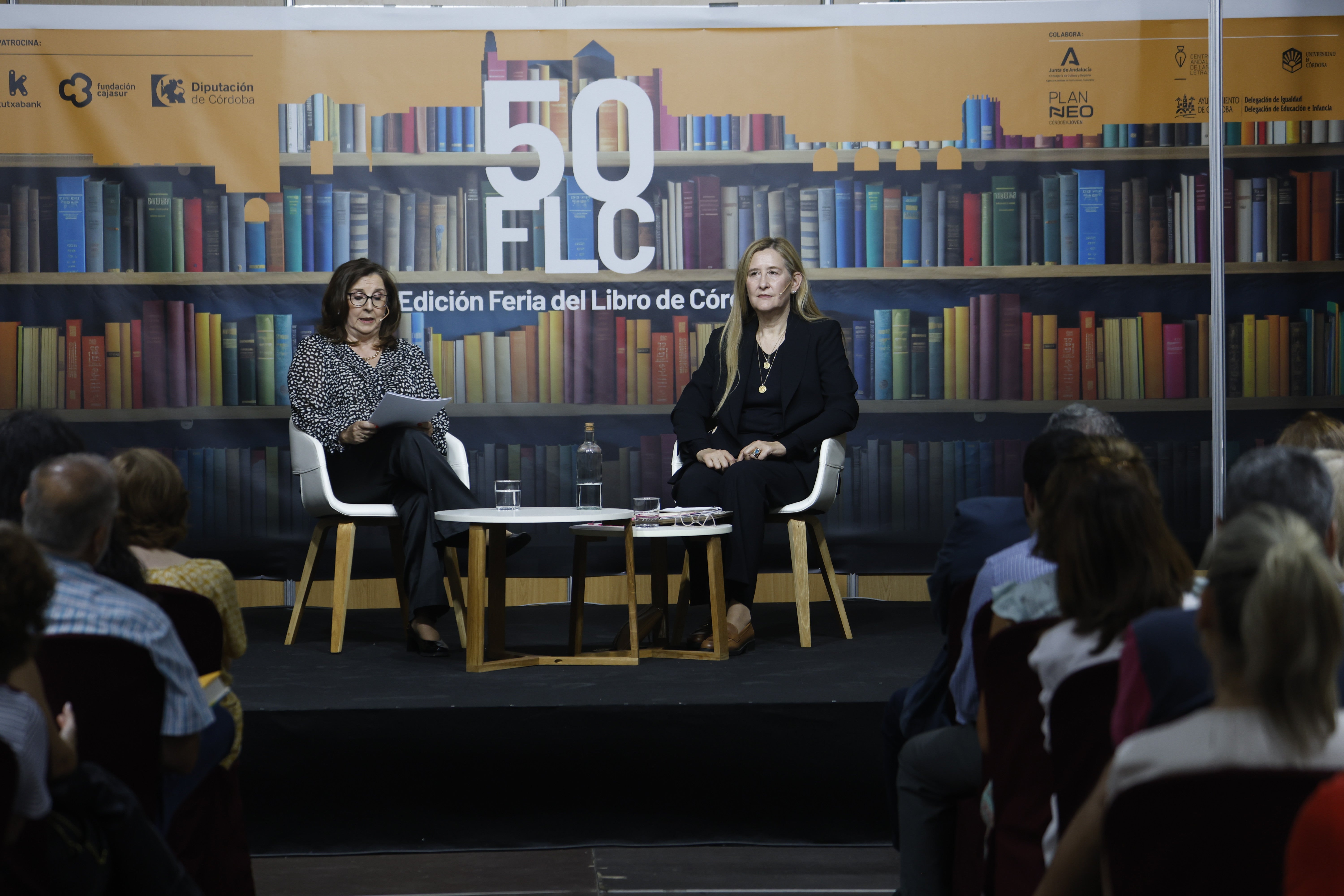 El estreno de la Feria del Libro de Córdoba con Luz Gabás, en imágenes