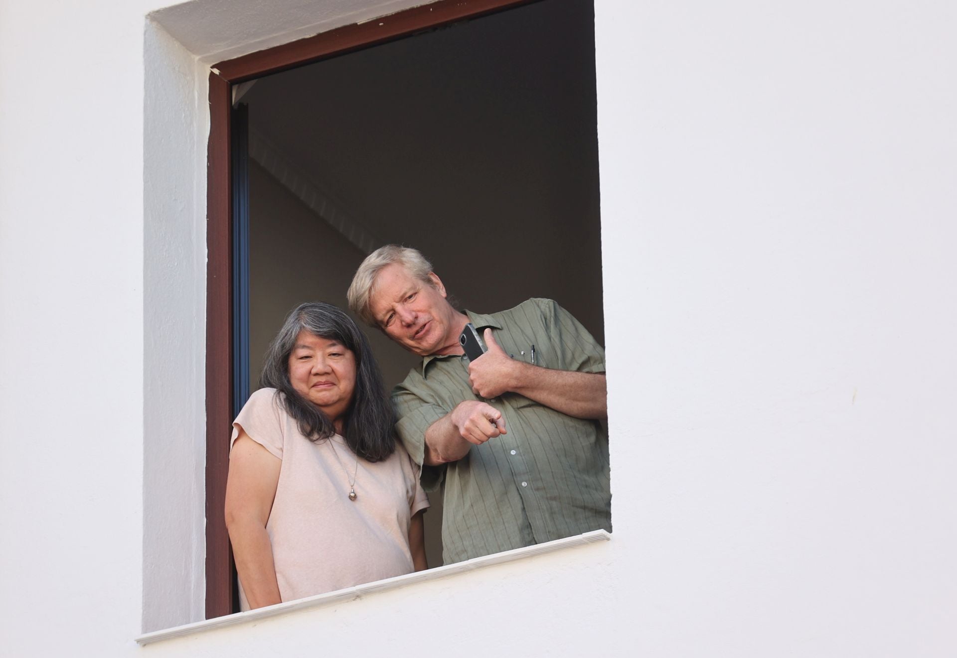 El triunfal regreso de las cofradías tras el Vía Crucis Magno de Córdoba, en imágenes