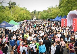 Más de 4.000 corredores participan en la carrera solidaria Ruta 091 de Madrid