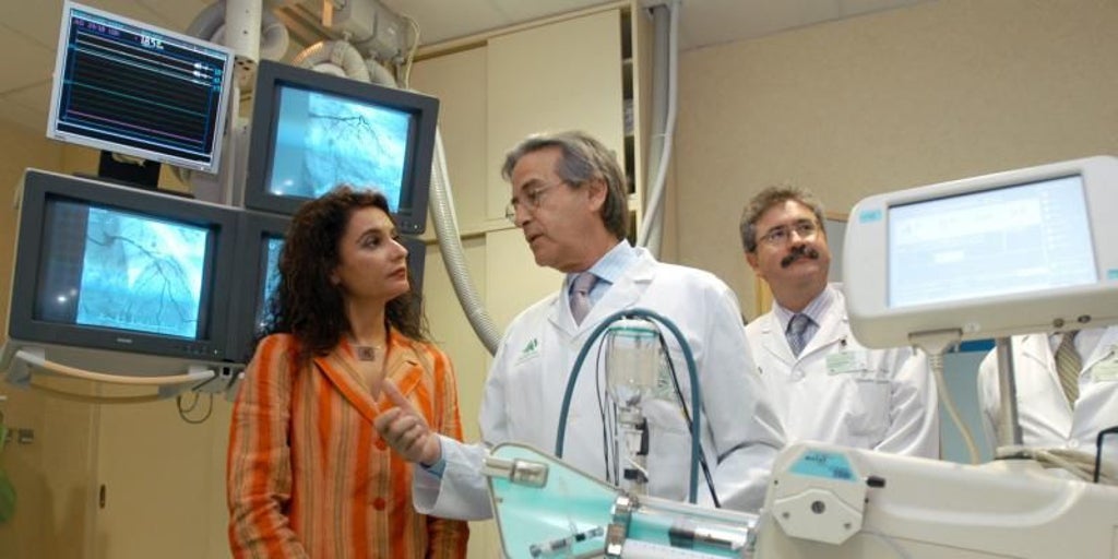 La etapa de María Jesús Montero en Salud sumó numerosas condenas por retrasos con el cáncer de mama