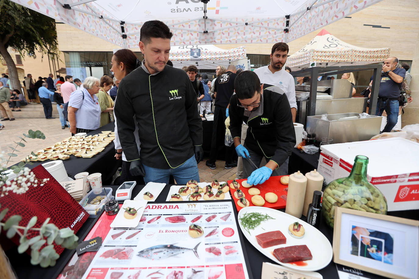 Las mejores imágenes del &#039;Califato in the Street&#039; en la Puerta del Puente de Córdoba