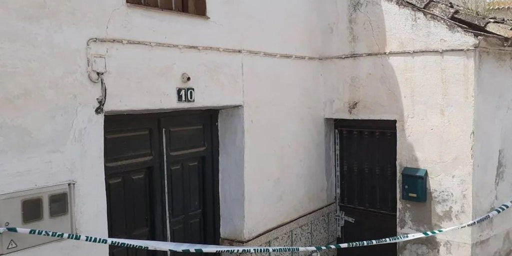 La venganza del ladrón: Asesinato de un anciano a golpes de azadón en un pueblo de Málaga