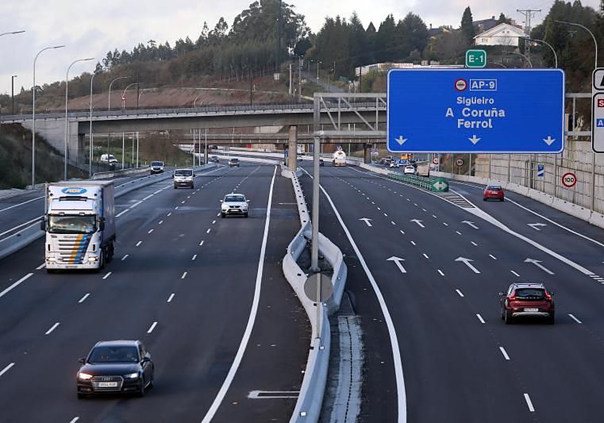 Imagen de archivo de la AP-9 a su paso por Santiago