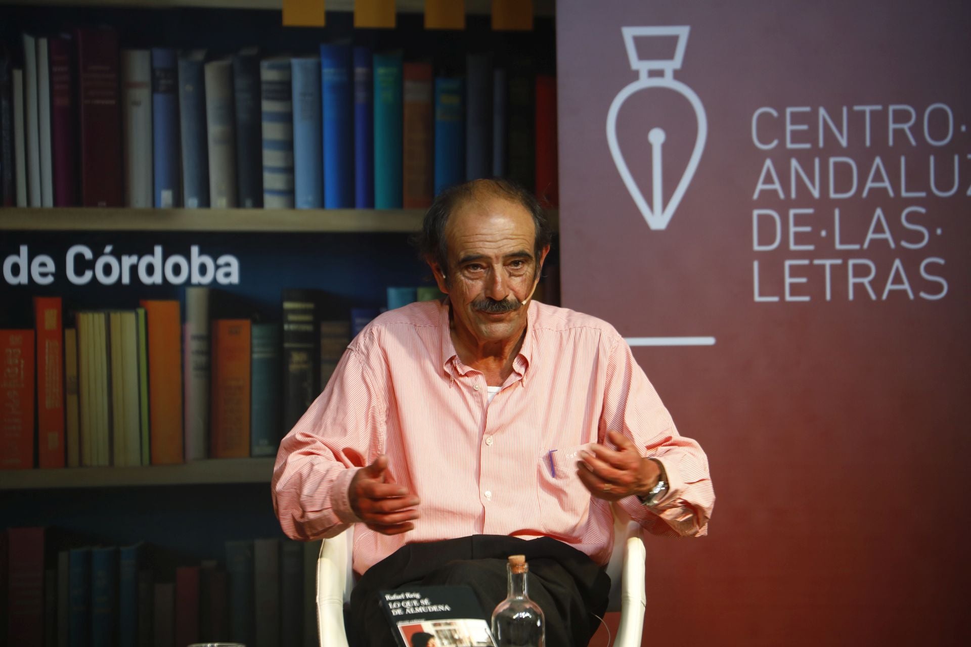 La presentación en la Feria del Libro de Córdoba del libro de Rafael Reig &#039;Lo que sé de Almudena&#039;, en imágenes
