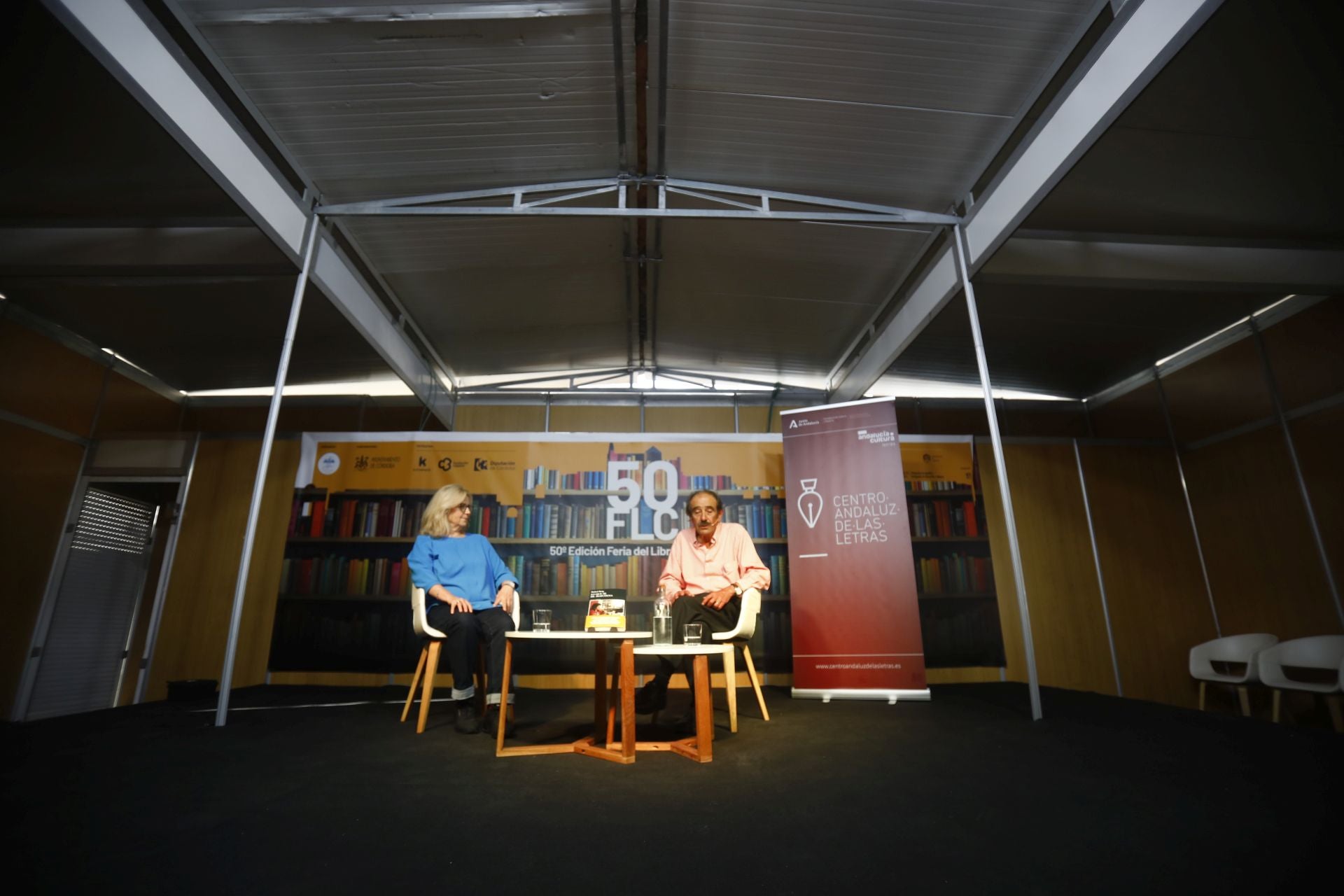 La presentación en la Feria del Libro de Córdoba del libro de Rafael Reig &#039;Lo que sé de Almudena&#039;, en imágenes