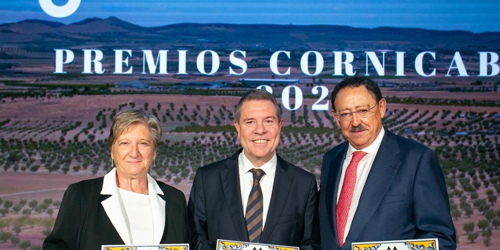 García-Page, Andrés Gómez Mora, Rafael Martín Molero y el chef Javier Chozas, Premios Cornicabra de Oro