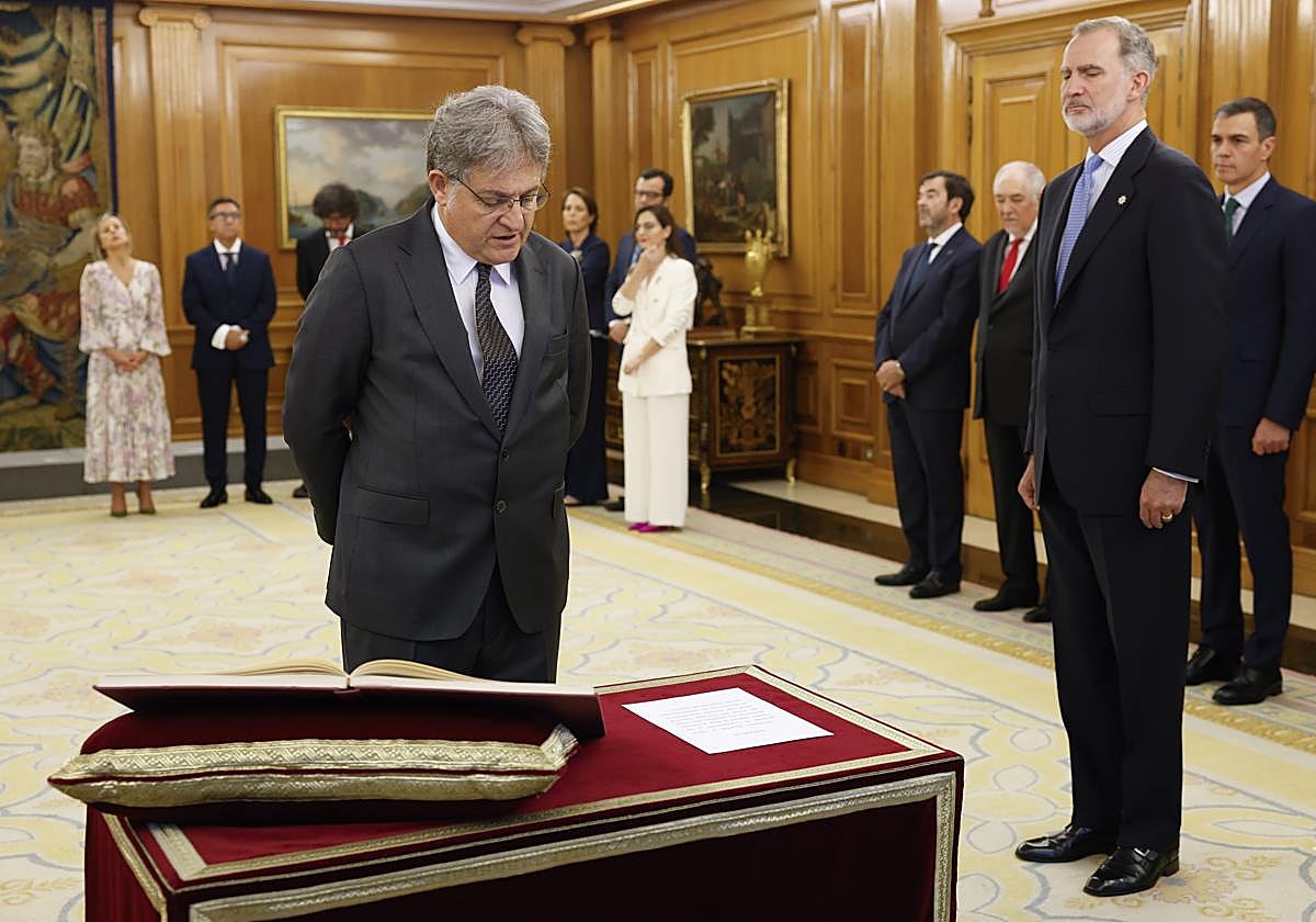 Fernández Seijo durante la ceremonia de jura o promesa. (Archivo).