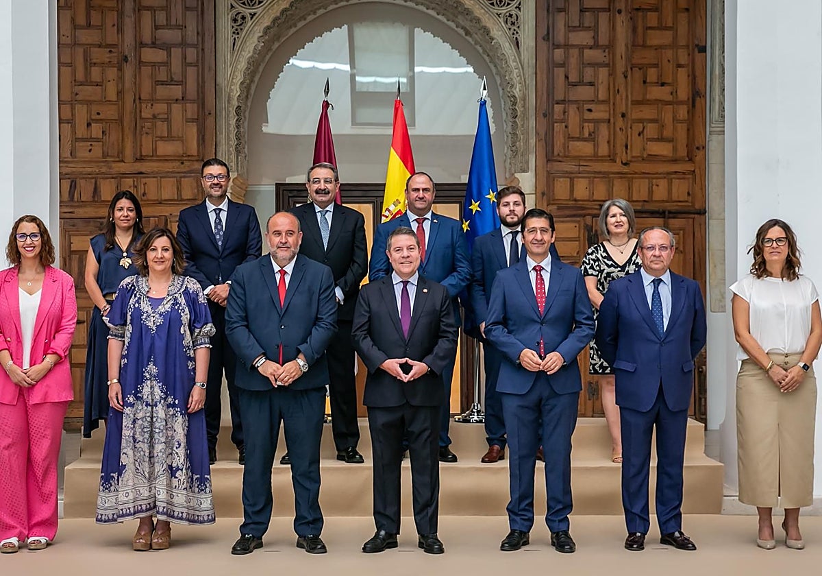 El equipo de Gobierno de Castilla-La Mancha, con García-Page a la cabeza