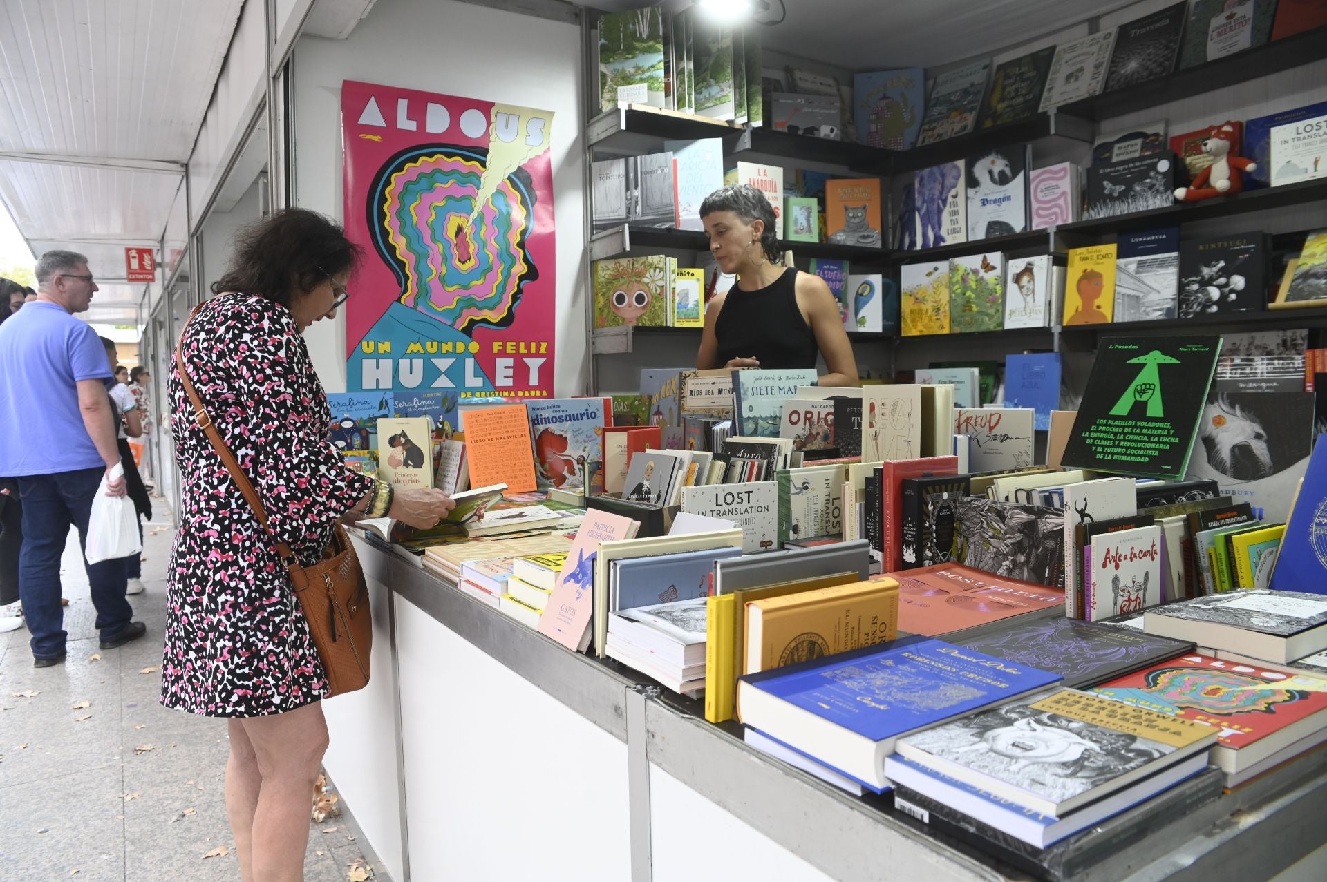 El animado ambiente durante el último día de la Feria del Libro de Córdoba, en imágenes