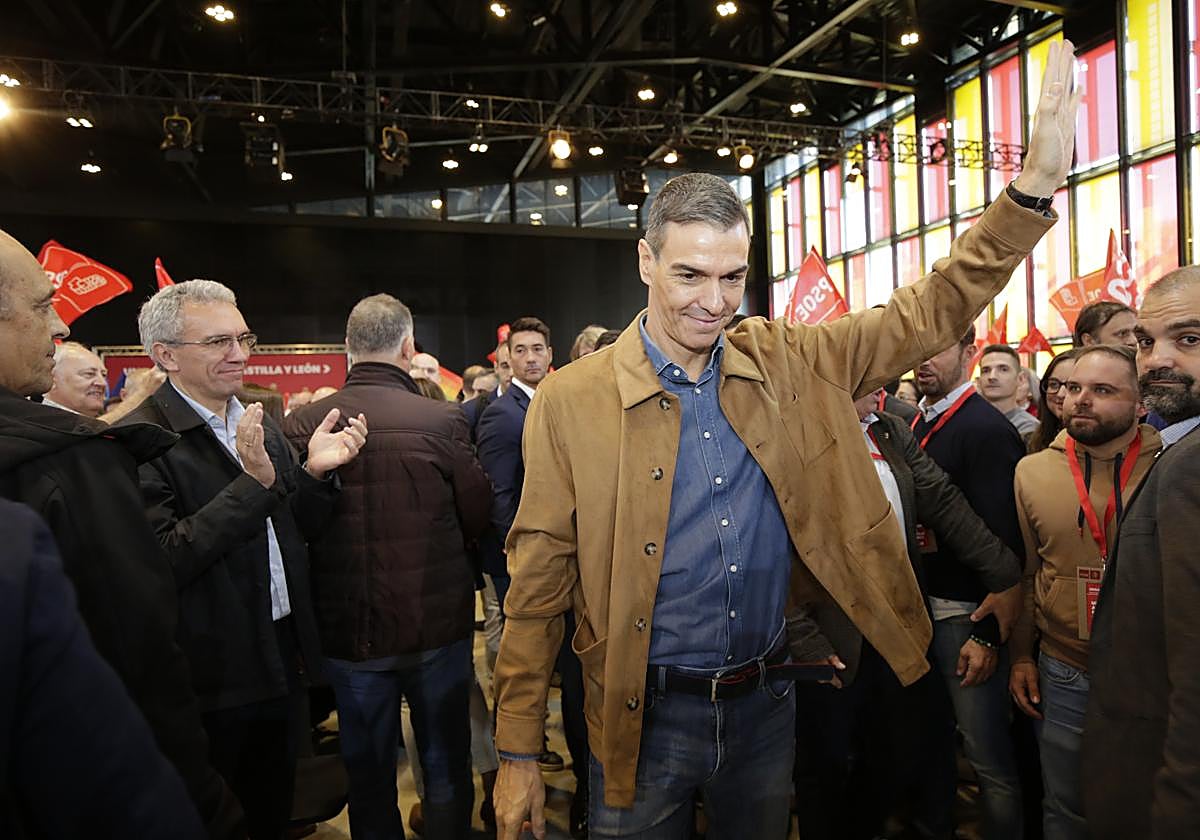 El secretario general del PSOE y presidente del Gobierno, Pedro Sánchez, en León