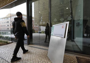 La Fiscalía le pide nueve meses de cárcel por golpear a su hermana menor en la cabeza durante una pelea