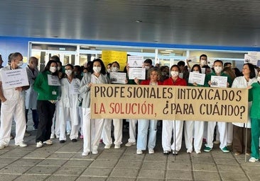Nueva protesta para exigir soluciones en los laboratorios del hospital de Toledo: «Llevamos un año poniendo en riesgo nuestra salud»