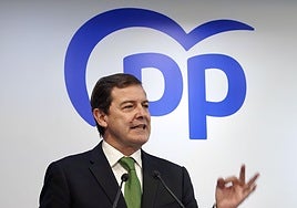 Mañueco mantiene que el «plan» sigue siendo convocar en marzo «se aprueben o no los presupuestos»