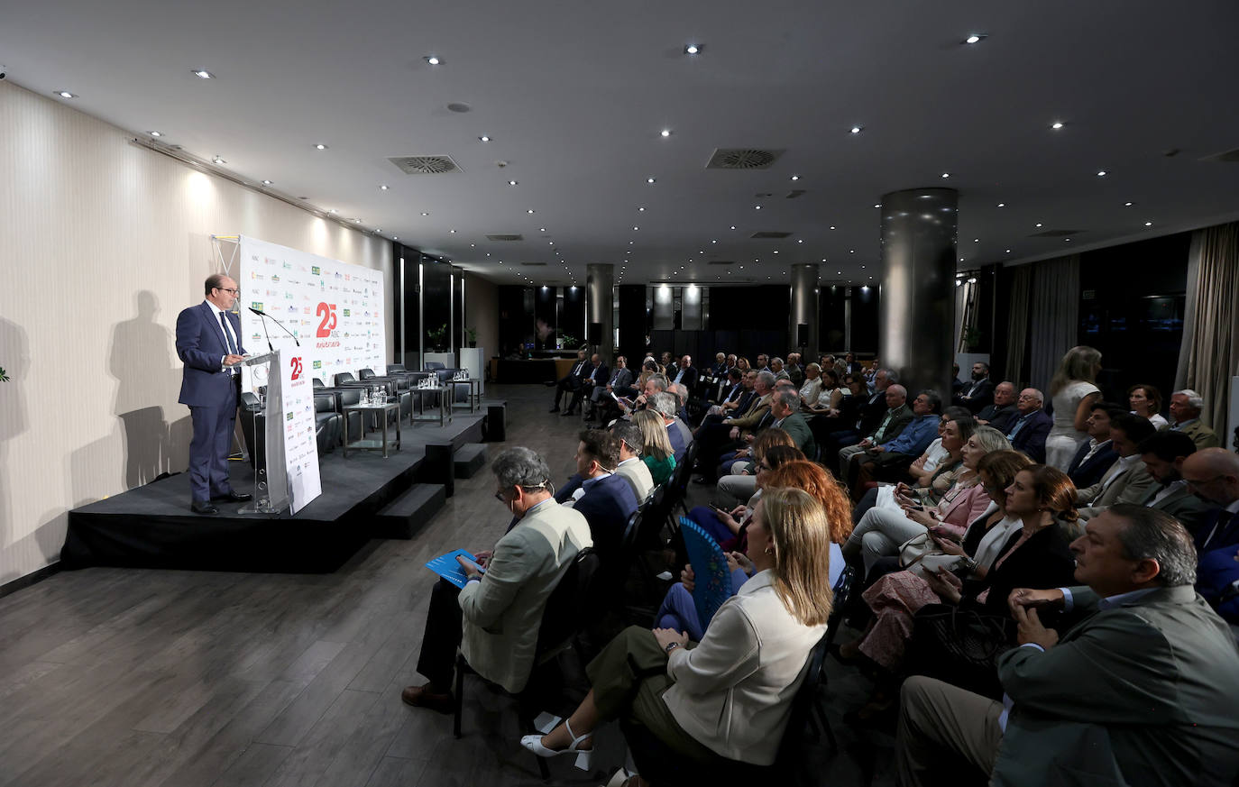 El foro &#039;Descifrando a Córdoba&#039; sobre agroindustria de ABC, en imágenes