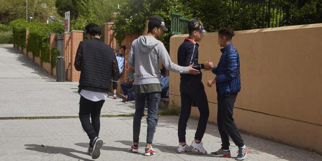 Padres magrebíes abandonan a sus hijos en España para que el Estado se haga cargo hasta su mayoría de edad