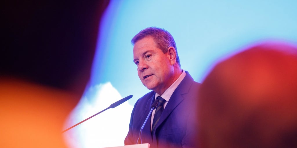 Page llama a la «reflexión colectiva» y lamenta la actitud de «los buitres de la política» en el primer aniversario de la dana