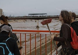 Dónde ver en televisión y online el Funeral de Estado de la dana en Valencia hoy y a qué hora es el homenaje a las víctimas en Valencia