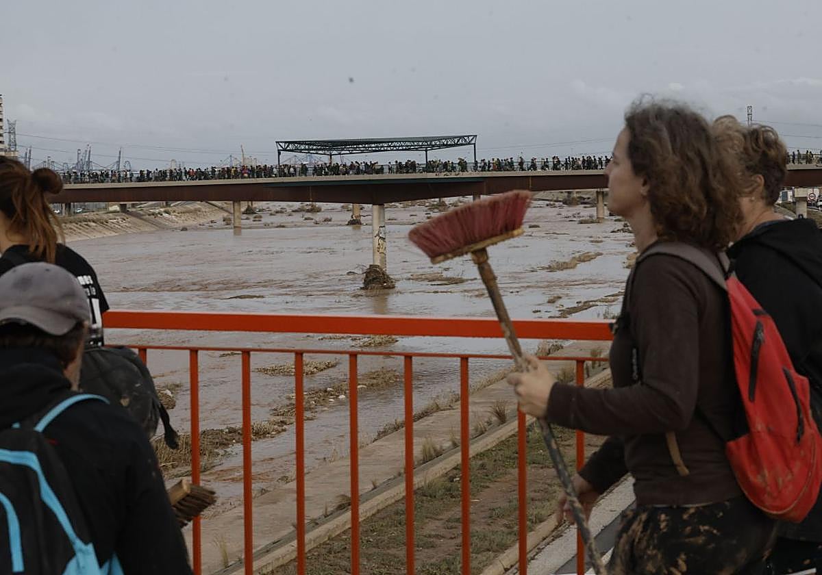 Dónde ver en televisión y online el Funeral de Estado de la dana en Valencia hoy y a qué hora es el homenaje a las víctimas en Valencia