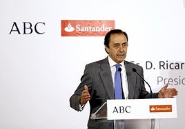 Santiago Muñoz Machado, Pedro González-Trevijano y Carlos Lesmes, en las Jornadas de Otoño de la Fundación Ricardo Delgado Vizcaíno